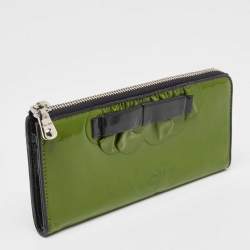 Miu Miu Green Patent Leather Bow Zip Continental Wallet