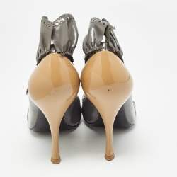 Miu Miu Grey/Black Brogue Leather Pumps Size 35