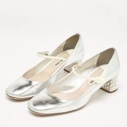 Pre Owned Miu Miu Silver Leather Mary Jane Pumps Size 37