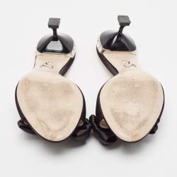 مملوكة مسبقًا Miu Miu Black Satin Bow Crystal Embellished Slide Sandals Size 39