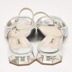 Pre Owned Miu Miu Grey/Blue Leather and Patent Leather Flat Sandals Size 37.5