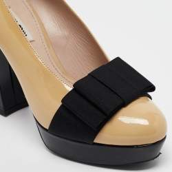 مملوكة مسبقًا Miu Miu Beige/Black Patent Leather Bow Platform Pumps Size 39