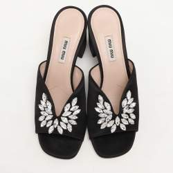 مملوكة مسبقًا Miu Miu Black Satin Crystal Embellished Block Heel Slide Sandals Size 38