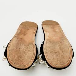 Pre Owned Miu Miu Black Velvet Faux Pearl Embellished Flat Slide Sandals Size 36