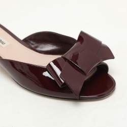 Miu Miu Burgundy Patent Leather Bow Crystal Embellished Heel Slide Sandals Size 37