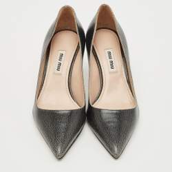 Miu Miu Black Crackled Leather Pointed Toe Pumps Size 35