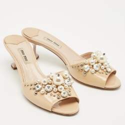Pre Owned Miu Miu Beige Patent Leather Faux Pearl Embellished Slide Sandals Size 37