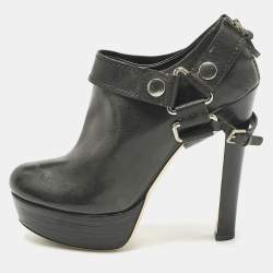 Pre Owned Miu Miu Black Leather  Buckle heels Booties Size 41