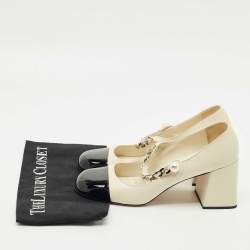 Pre Owned Miu Miu Cream/Black Leather and Patent Leather Mary Jane Pumps Size 40