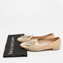 مملوكة مسبقًا Miu Miu Beige Patent Leather Bow Detail Crystal Embellished Ballet Flats Size 39