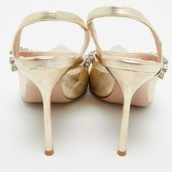 مملوكة مسبقًا حذاء كعب عالي ميو ميو حزام خلفي مزيَّن بالكريستال جلد ذهبي مقاس 36