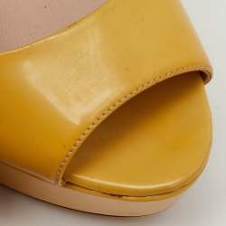 Pre Owned Miu Miu Yellow Patent Leather Peep Toe Platform Pumps Size 38
