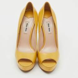 Pre Owned Miu Miu Yellow Patent Leather Peep Toe Platform Pumps Size 38