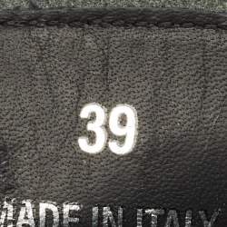 مملوكة مسبقًا حذاء لوفرز ميو ميو دونا جلد أسود مقاس 39