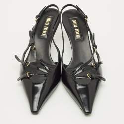 مملوكة مسبقًا حذاء كعب عالي ميو ميو سير جلد لامع أحمر نبيذي مقدمة مدببة بمشبك حزام خلفي مقاس 37.5