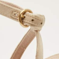 مملوكة مسبقًا Miu Miu Size 36 Beige Satin Logo Bow Platform Ankle Strap Sandals