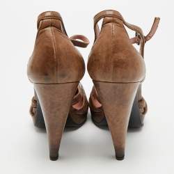 مملوكة مسبق ًا Miu Miu Size 39 Brown Leather Ankle Strap Pumps