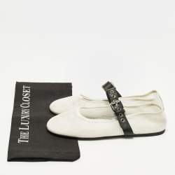 Pre Owned حذاء باليه ماري جين شبك وجلد أبيض ميو ميو مقاس 40