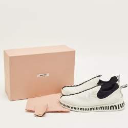 مملوكة مسبقًا حذاء رياضي ميو ميو سليب أون شبكة أبيض مزخرف كريستال مقاس 39.5