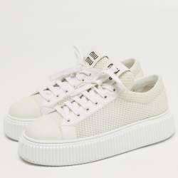 مملوكة مسبقًا حذاء رياضي ميو ميو جلد أبيض وشبكة منخفض مقاس 38