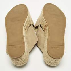 Pre Owned صندل ميوميو إسبادريل بلاتفورم سويدي بيج مقاس 38.5