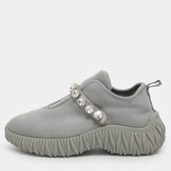 مملوكة مسبقًا Miu Miu Embellished Size 37 Grey Knit Fabric Slip On Sneakers
