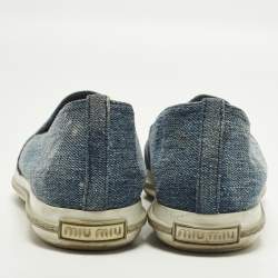 Pre Owned Miu Miu Size 38.5 Blue Denim and Metal Crystal Embellished Cap Toe Slip On Sneakers