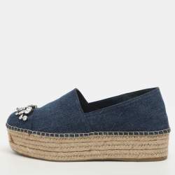 مملوكة مسبقًا Miu Miu Crystal Embellished Size 41 Blue Denim Espadrille Flats