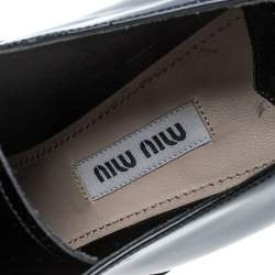 Miu Miu Black Patent Leather Red Shearling Fur Heel Oxfords Size 37