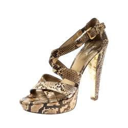 مملوكة مسبقًا صندل ميو ميو جلد ثعبان بيج بسيور متعاكسة نعل سميك مقاس 39