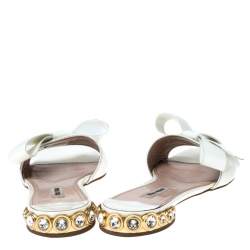 Pre Owned Miu Miu White Patent Leather Bow Slide Sandals Size 40.5