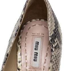 Pre Owned حذاء كعب عالي ميو ميو بنعل سميك مقدمة سبراديل جلد ثعبان لونين مقاس 37