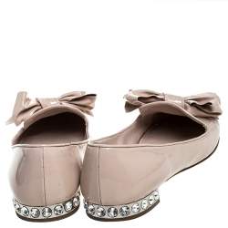 Pre Owned Miu Miu Beige Patent Leather Bow Jeweled Heel Flats Size 37.5