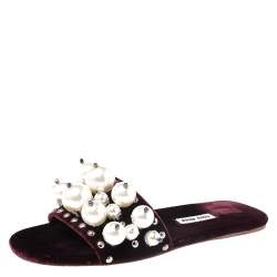 Pre Owned Miu Miu Burgundy Velvet Faux Pearl Embellished Flat Sandals Size 35.5