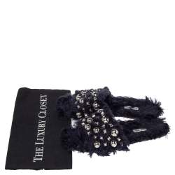 مملوكة مسبقًا حذاء سلايد فلات ميو ميو مزخرف فرو أزرق داكن مقاس 40