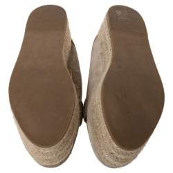 Pre Owned حذاء لوفرز إٍسبادريل ميو ميو مزين بسير بيني و بنعل سميك سويدي بيج مقاس 38