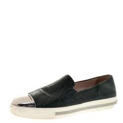 Pre Owned Miu Miu Green Crackled Leather Metal Cap Toe Slip On Sneakers Size 39