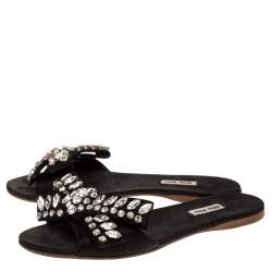 مملوكة مسبقًا Miu Miu Black Satin Crystal Embellished Bow Slide Sandals Size 38.5