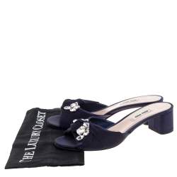 Pre Owned صندل سلايد ميو ميو مزخرف عقدة كريستال كانفاس و ساتان أزرق مقاس 38.5