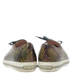 مملوكة مسبقًا Miu Miu Green Python Print Glossy Leather Studded Cap Toe Sneakers Size 40