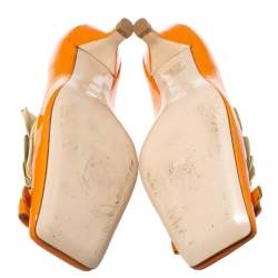 Pre Owned Miu Miu Orange/Beige Patent Leather Ruffle Bow Square Toe Pumps Size 38.5