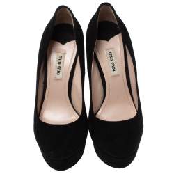 مملوكة مسبقًا Miu Miu Black Suede Platform Pumps Size 37