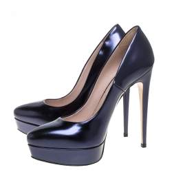 مملوكة مسبقًا Miu Miu Metallic Blue Leather Platform Pumps Size 37