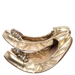 Pre Owned Miu Miu Metallic Gold Leather Crystal Embellished Scrunch Flats Size 38.5