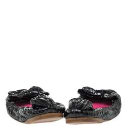 Pre Owned حذاء فلات باليه ميو ميو مقدمة مفتوحة فيونكة مجعد جلد لامع أسود مقاس 38 