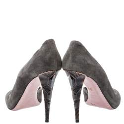 Pre Owned حذاء كعب عالي ميو ميو سويدي رصاصي مقدمة مفتوحة مقاس 39.5