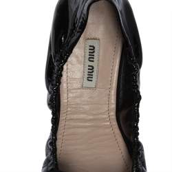 Pre Owned Miu Miu Black Patent Crystal Embellished Scrunch Ballet Flats Size 37.5