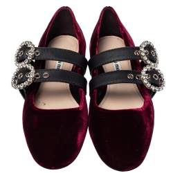 مملوكة مسبقًا Miu Miu Burgundy Velvet And Leather Crystal Embellished Double Strap Ballerina Flats Size 41