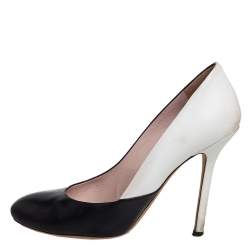 Pre Owned Miu Miu  Black/White Leather Round Toe Pumps Size 37