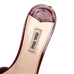 Miu Miu Burgundy Ruffle Patent Leather Crystal Embellished Slide Sandals Size 38.5